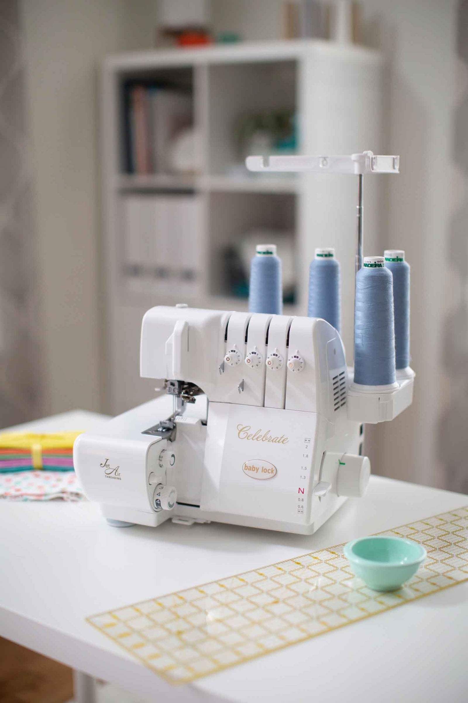 Baby Lock Celebrate Serger, 4/3/2 thread serging, Jet-Air Auto Threadi
