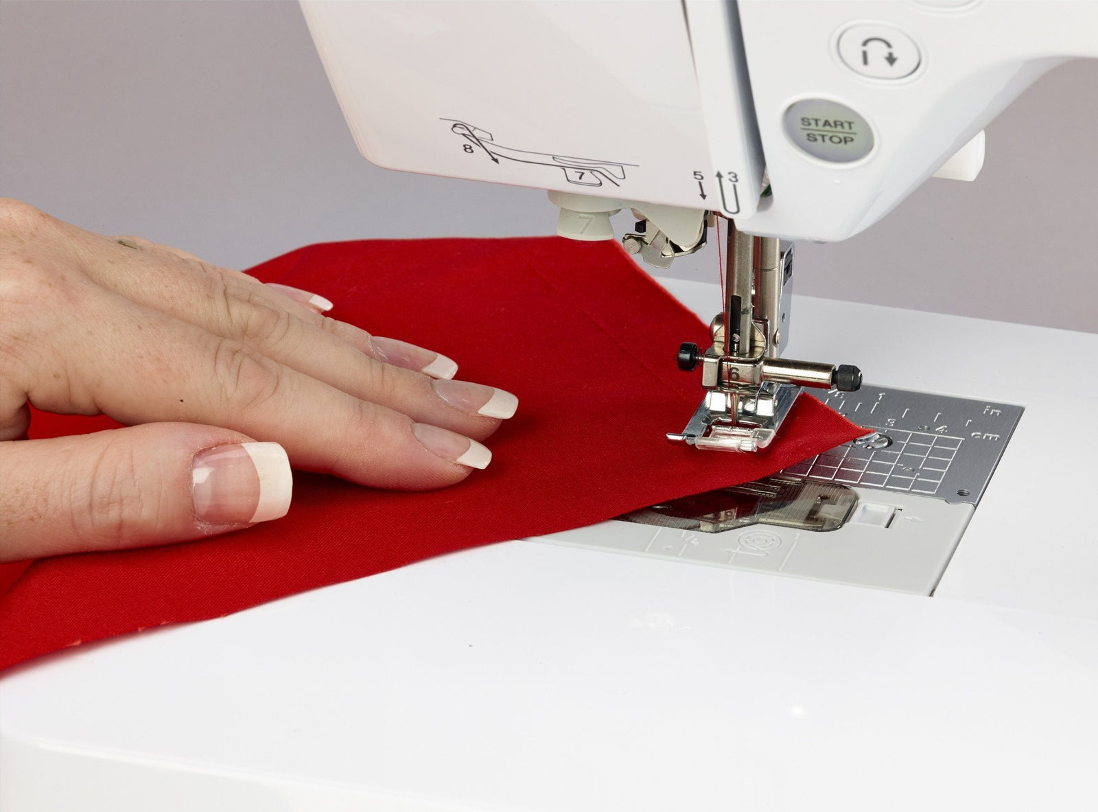 Baby Lock Soprano Sewing and Quilting Machine, 300 built-in stitches,